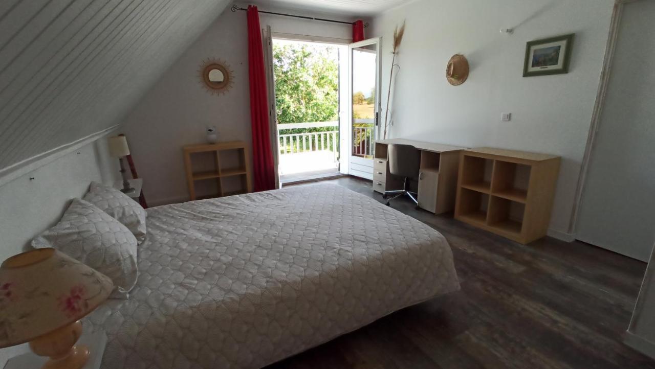 Chambres D'Hotes Solely Saint-Clair-de-la-Tour ภายนอก รูปภาพ