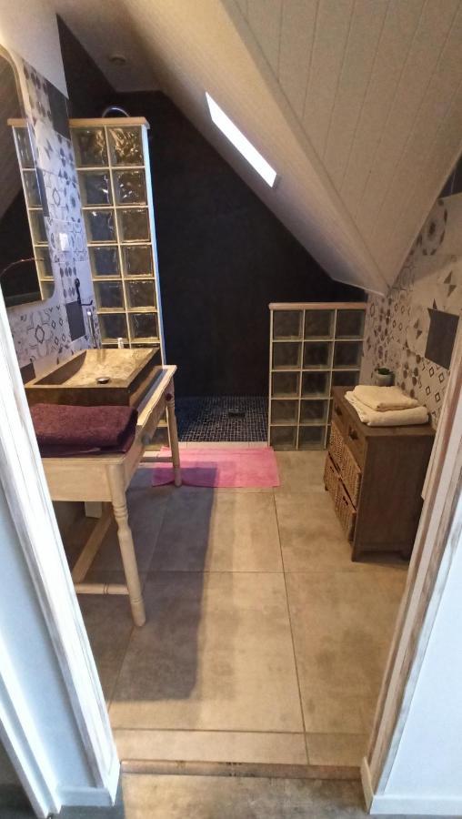 Chambres D'Hotes Solely Saint-Clair-de-la-Tour ภายนอก รูปภาพ